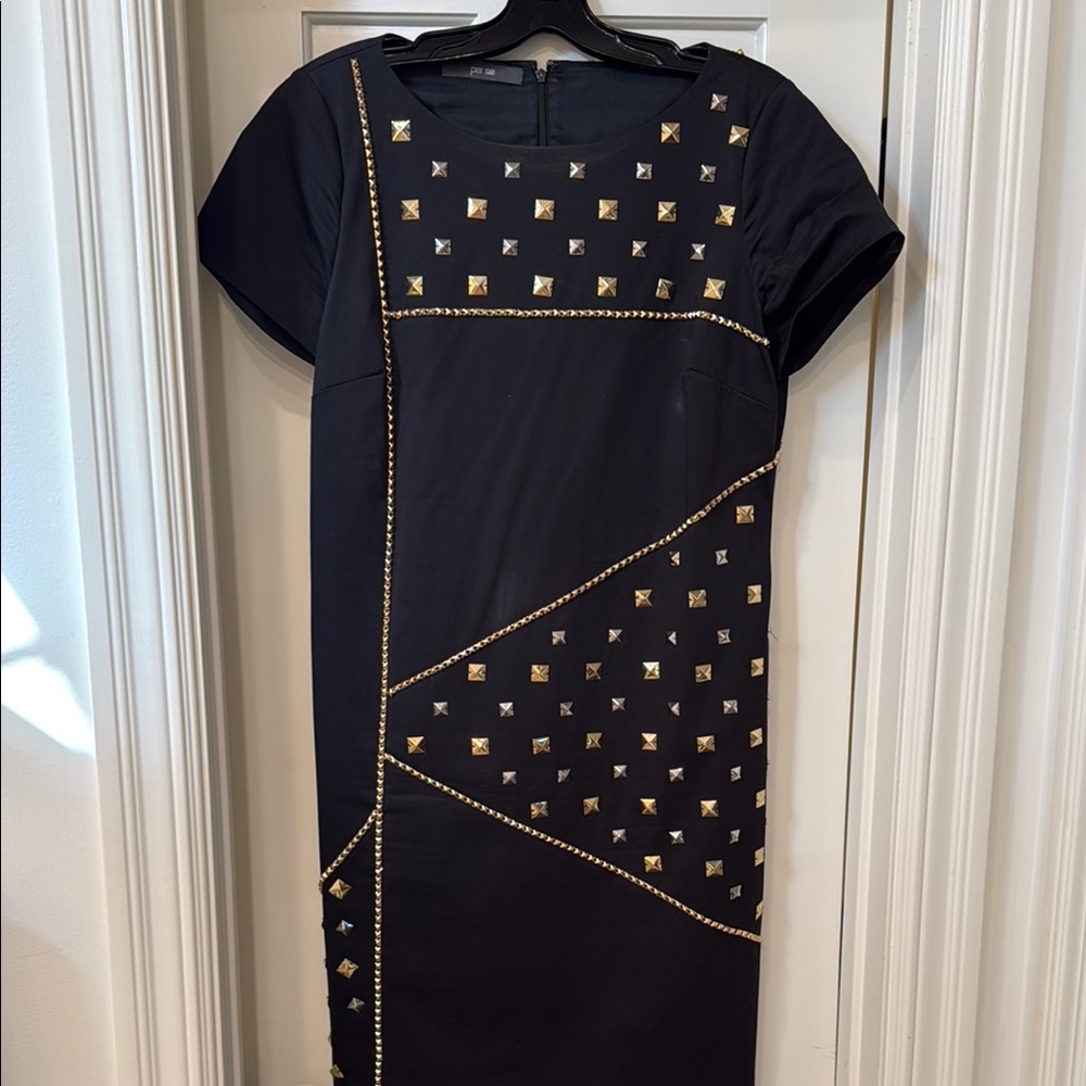 Per Se Black and Gold Sheath Dress Short Sleeve Crew Neck Midi